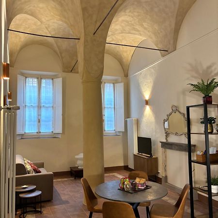 Appartamento L'Antica Colonna, In Centro Storico パルマ エクステリア 写真