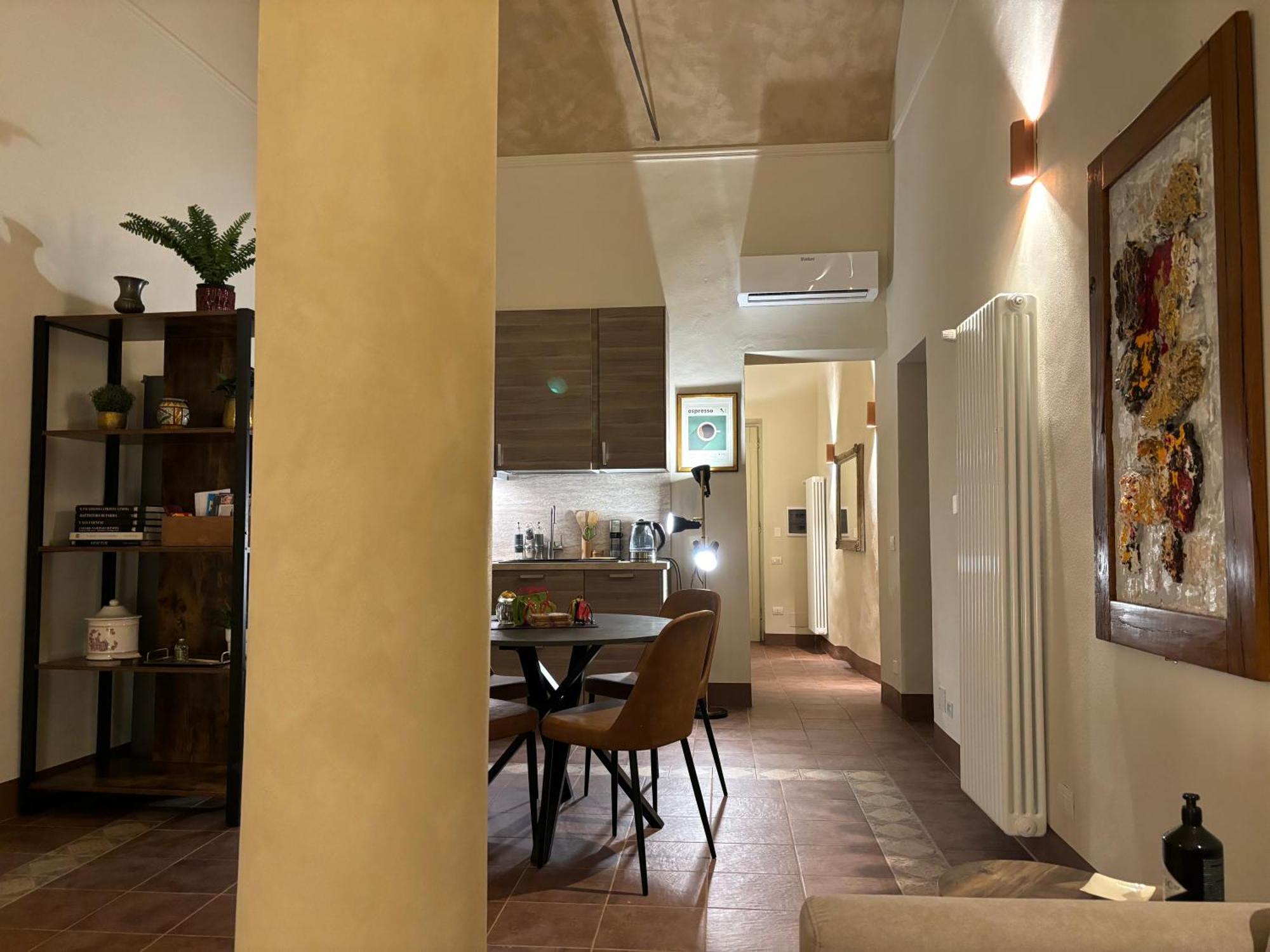 Appartamento L'Antica Colonna, In Centro Storico パルマ エクステリア 写真